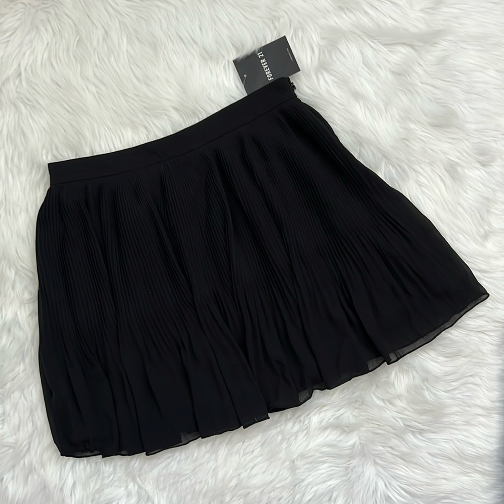🆕 FOREVER 21 black layered sheer skater skirt M